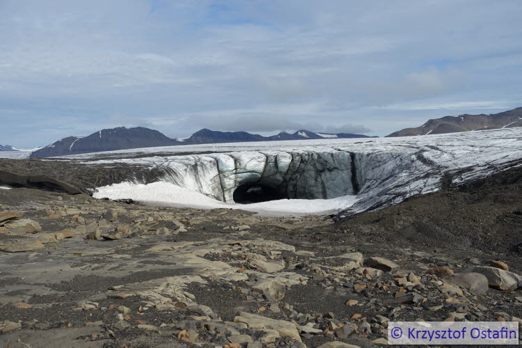 Sykorabreen glacier